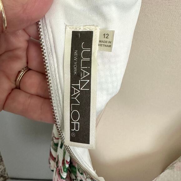 Julian Taylor Cherry Blossom Fit Flare Sundress Sz 12 Sleeveless Pleats Pockets - Picture 10 of 12